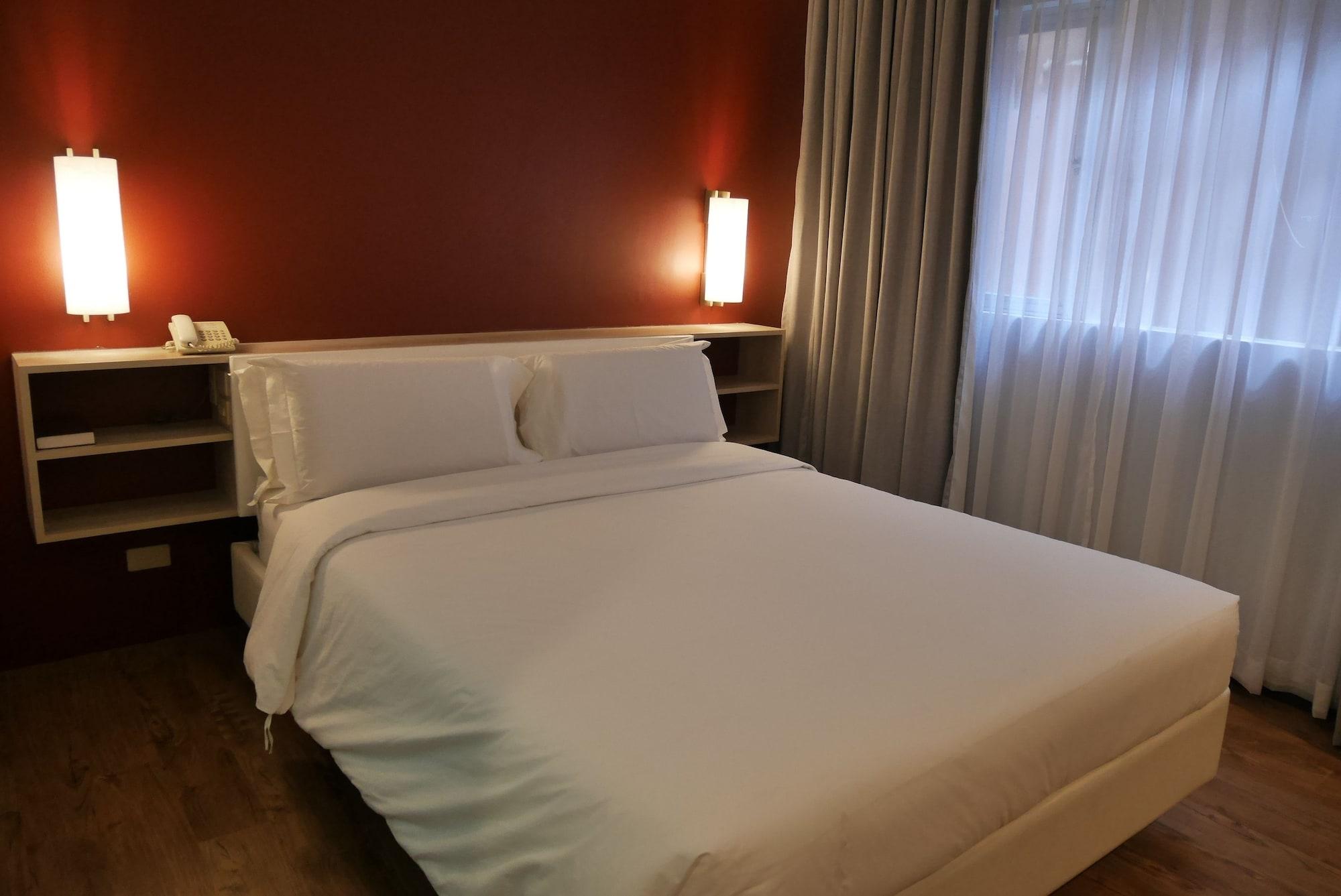 Circle Inn Hotel And Suites Bacolod Eksteriør billede