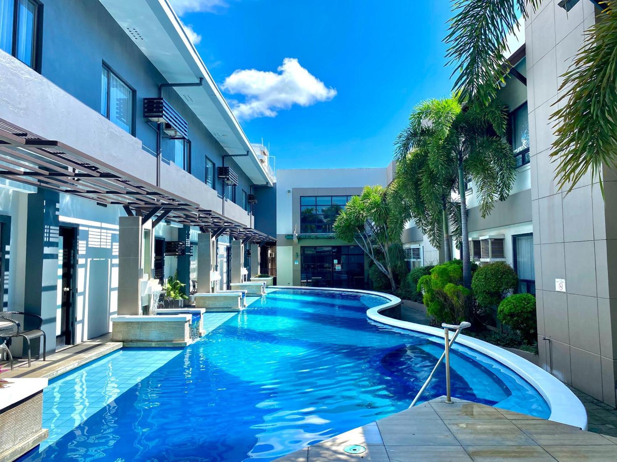 Circle Inn Hotel And Suites Bacolod Eksteriør billede