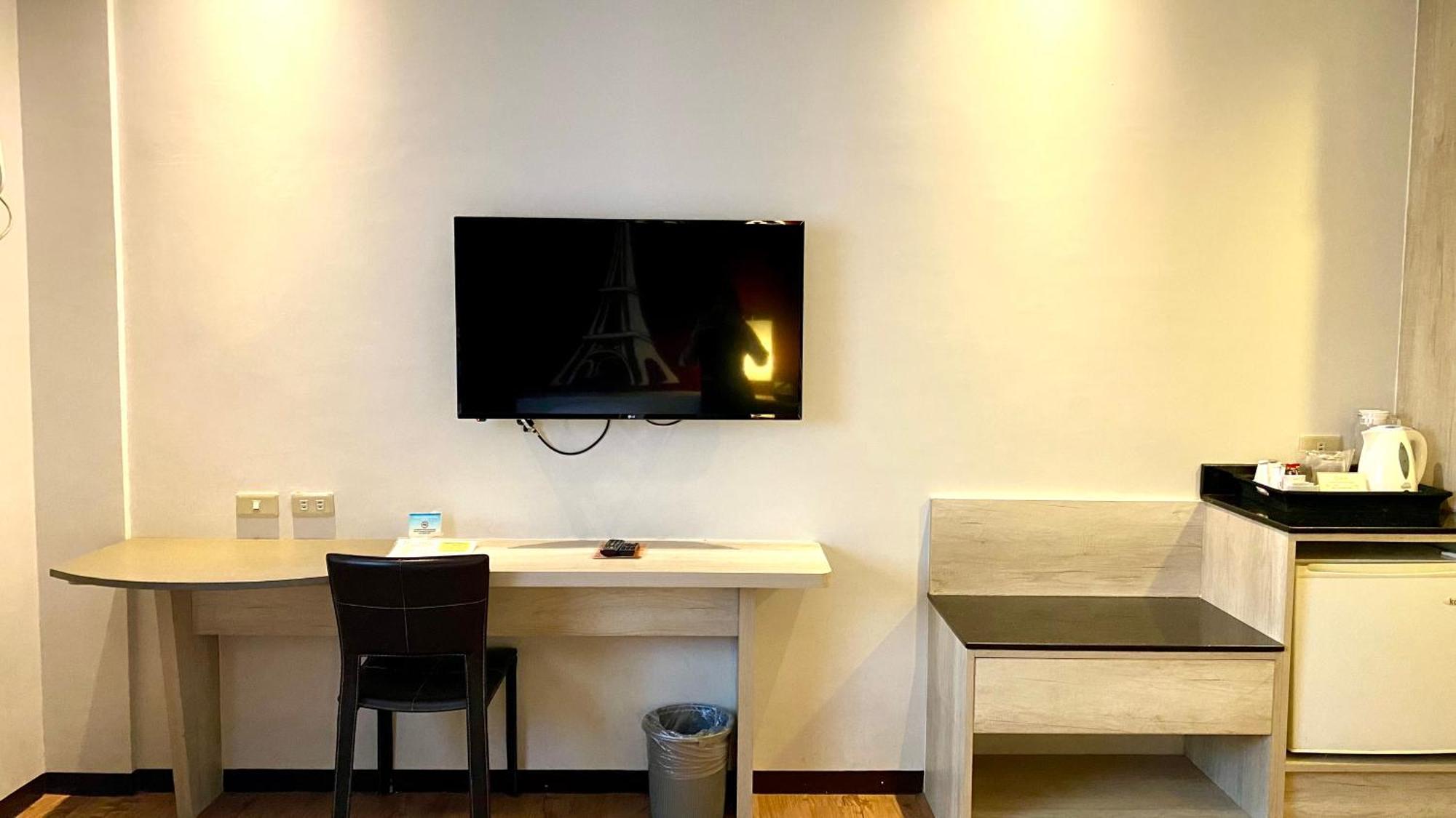 Circle Inn Hotel And Suites Bacolod Eksteriør billede